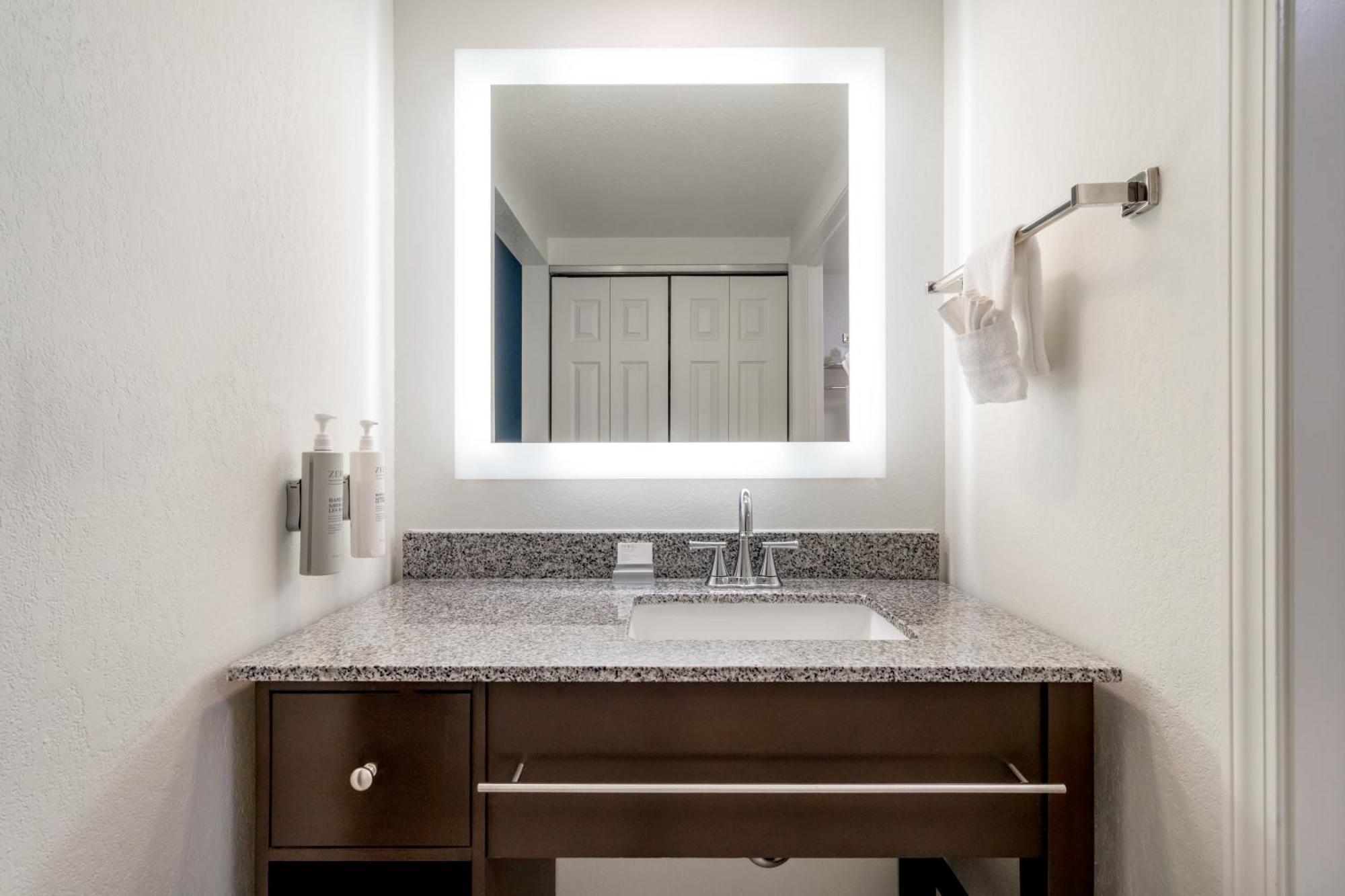 Homewood Suites By Hilton Eatontown Dış mekan fotoğraf